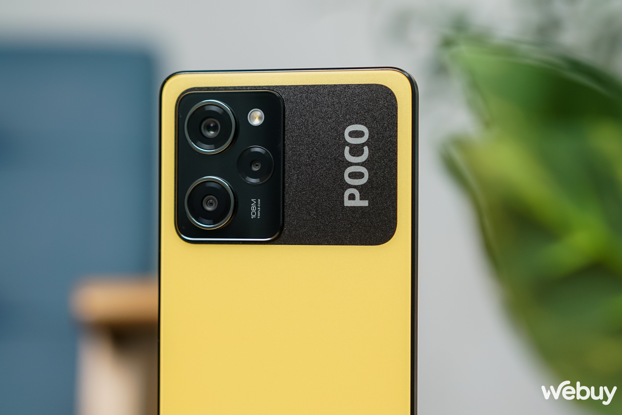 Mở hộp POCO X5 Pro tại Việt Nam: Tông vàng đen lạ mắt, màn hình 120Hz và camera 108MP - Ảnh 3. Mở hộp POCO X5 Pro tại Việt Nam: Tông vàng đen lạ mắt, màn hình 120Hz và camera 108MP - Ảnh 3.