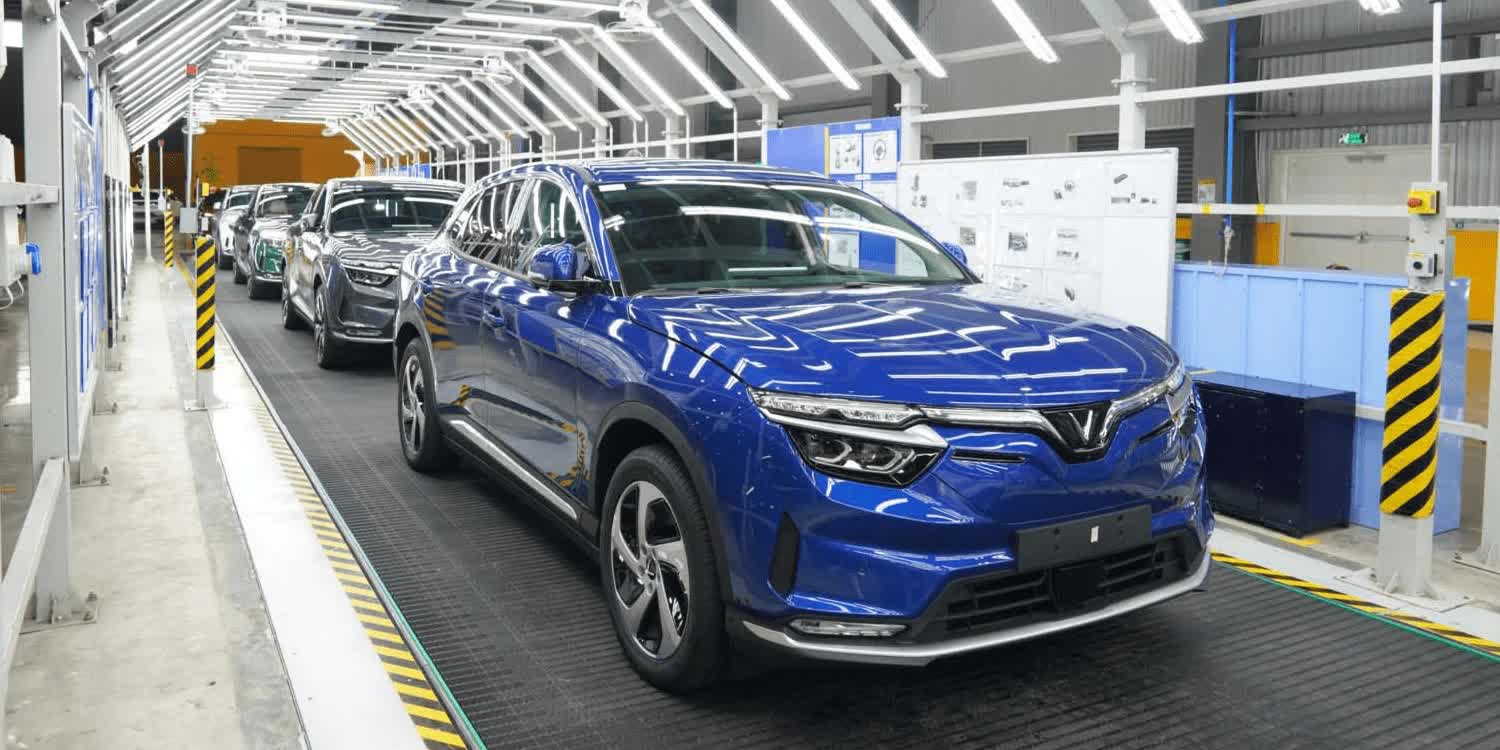 Mỹ quyết chuẩn hóa trạm sạc xe điện, xe VinFast sẽ được sạc chung trạm với Tesla - Ảnh 2. Mỹ quyết chuẩn hóa trạm sạc xe điện, xe VinFast sẽ được sạc chung trạm với Tesla - Ảnh 2.