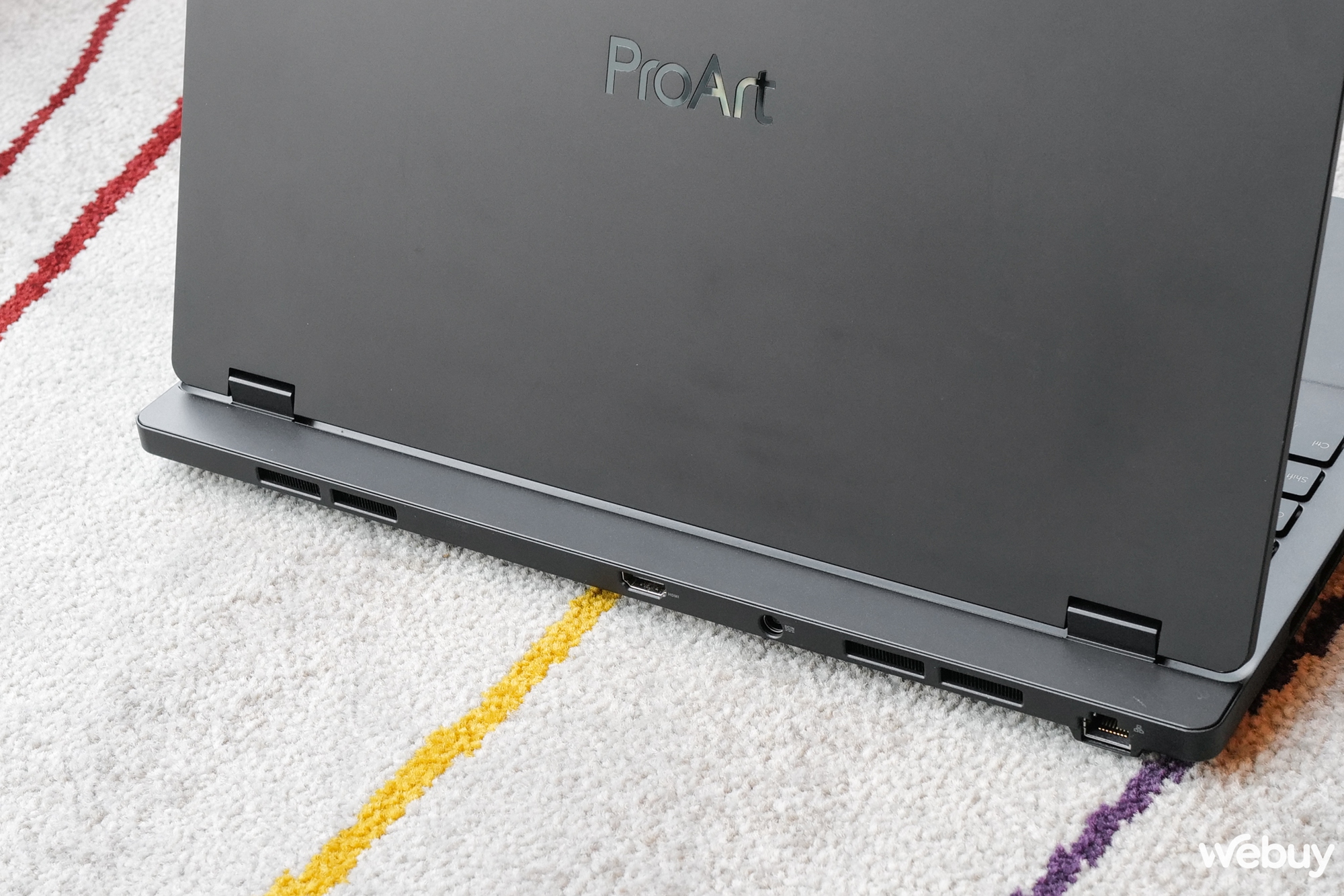 Trải nghiệm laptop có màn hình 3D của Asus: Không cần kính chuyên biệt, tuy nhiên chỉ dùng được khi ở 1 mình - Ảnh 6. Trải nghiệm laptop có màn hình 3D của Asus: Không cần kính chuyên biệt, tuy nhiên chỉ dùng được khi ở 1 mình - Ảnh 6.