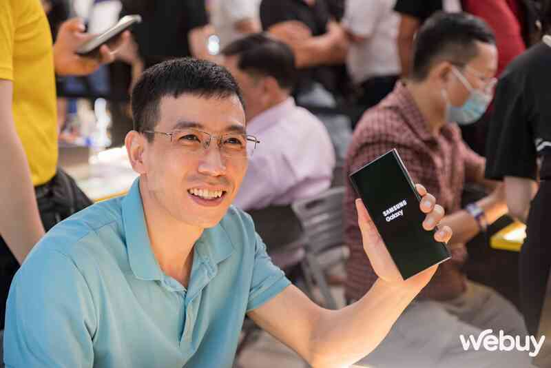 &quot;Độc lạ&quot; Samfan, bảo vợ điện thoại đang dùng đã hư thế là được mua luôn Galaxy S23 Ultra - Ảnh 6.