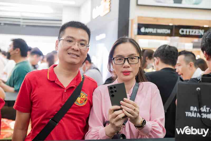&quot;Độc lạ&quot; Samfan, bảo vợ điện thoại đang dùng đã hư thế là được mua luôn Galaxy S23 Ultra - Ảnh 12.