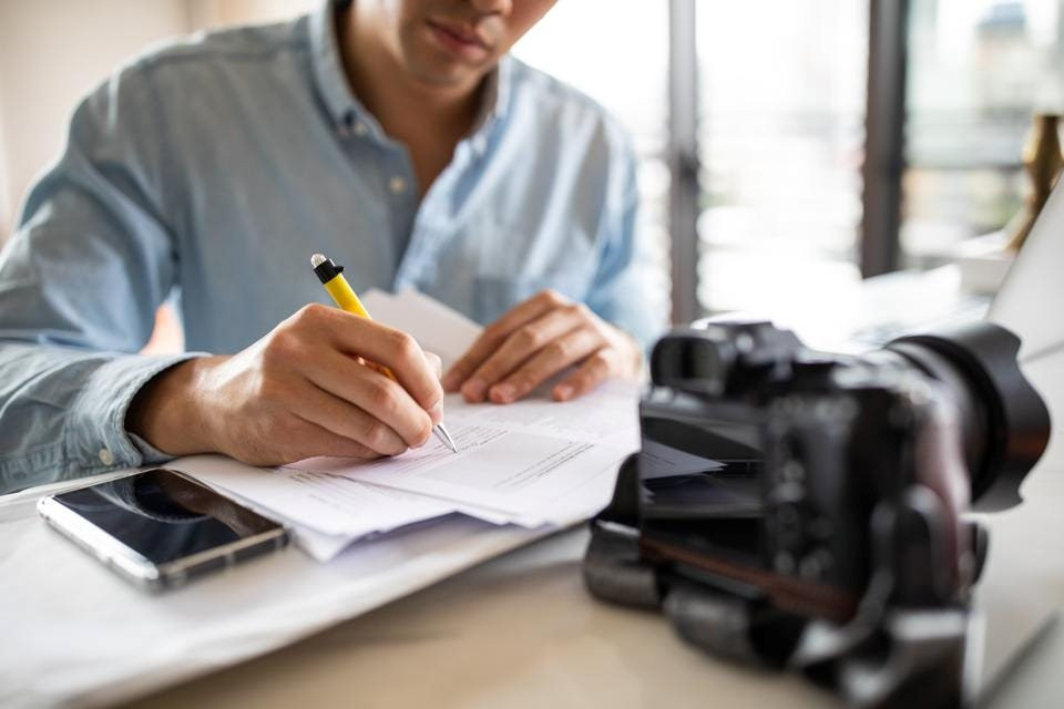 Điểm yếu chí mạng cho thấy ChatGPT đang được thần thánh quá mức, chưa thể khiến nhà báo, giáo sư mất việc - Ảnh 5. Điểm yếu chí mạng cho thấy ChatGPT đang được thần thánh quá mức, chưa thể khiến nhà báo, giáo sư mất việc - Ảnh 5.