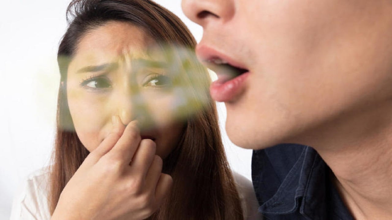 "Viêm cánh", hôi miệng, chân bốc mùi và những cách xử lý nhanh gọn, nam giới nên đặc biệt chú ý