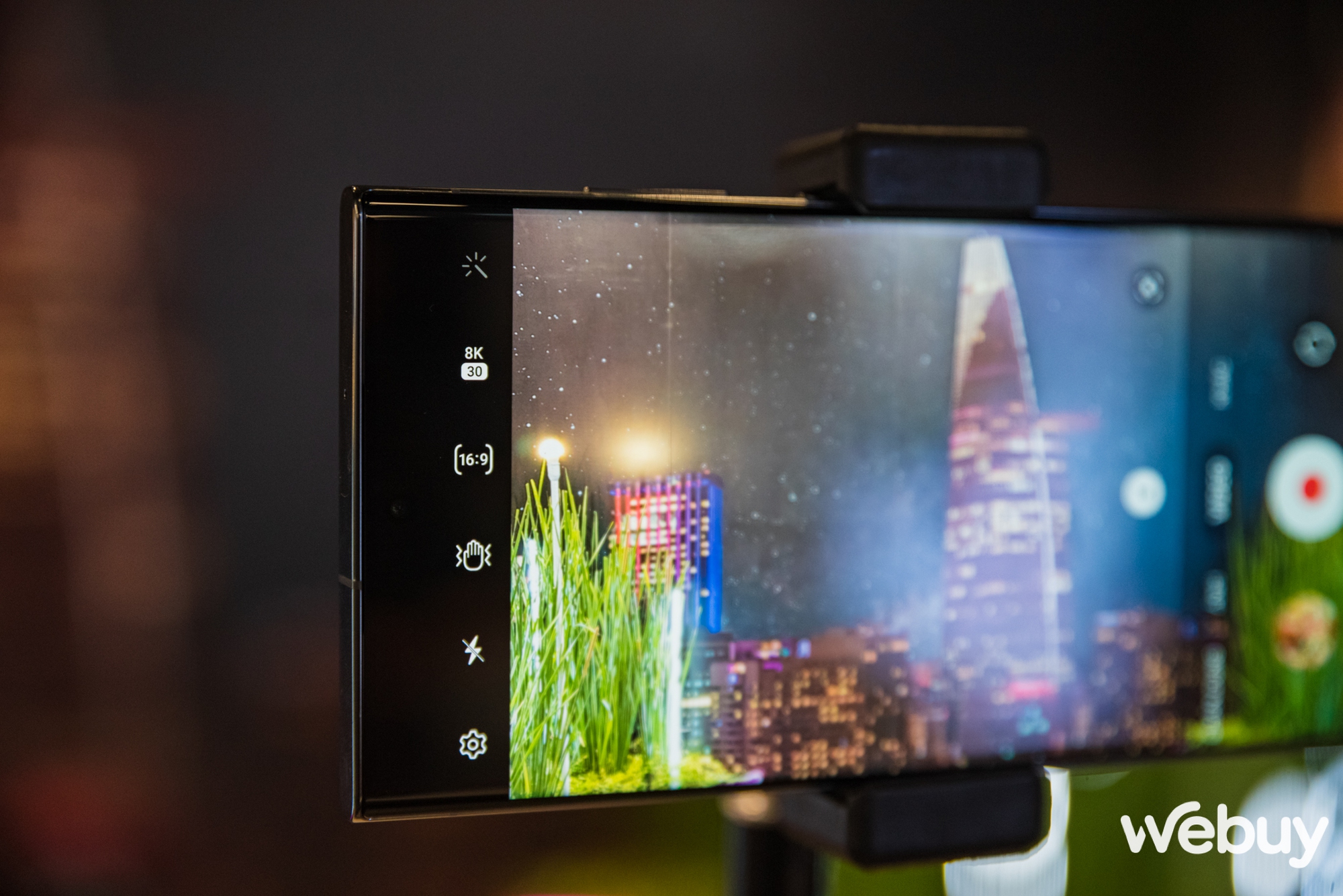 Trên tay Galaxy S23 Ultra: Đẹp lịch lãm, cấu hình "khủng", Camera 200MP mạnh mẽ hàng đầu phân khúc - Ảnh 16. Trên tay Galaxy S23 Ultra: Đẹp lịch lãm, cấu hình "khủng", Camera 200MP mạnh mẽ hàng đầu phân khúc - Ảnh 16.