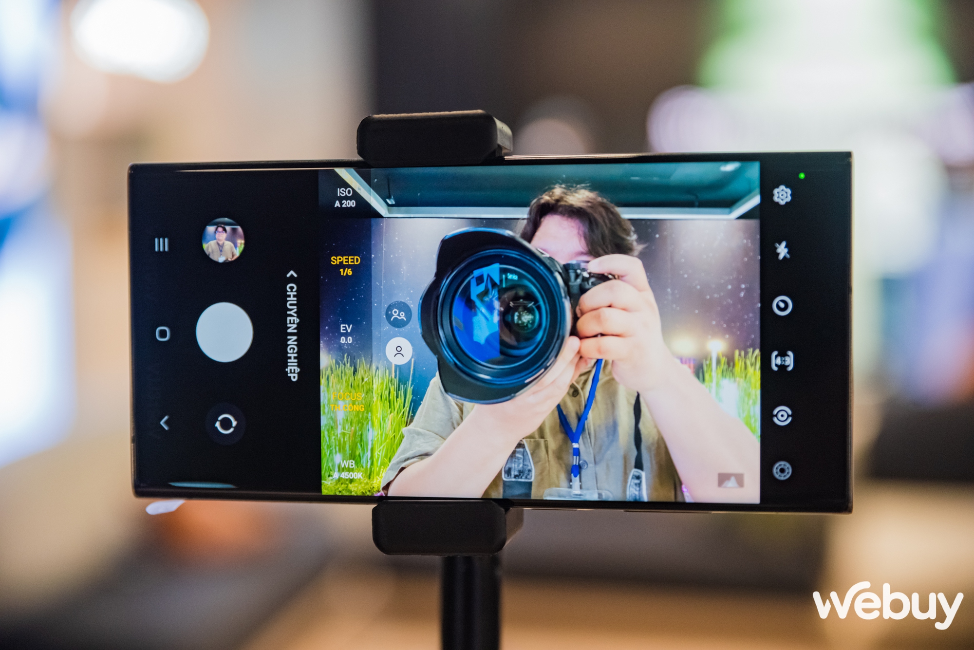 Trên tay Galaxy S23 Ultra: Đẹp lịch lãm, cấu hình "khủng", Camera 200MP mạnh mẽ hàng đầu phân khúc - Ảnh 17. Trên tay Galaxy S23 Ultra: Đẹp lịch lãm, cấu hình "khủng", Camera 200MP mạnh mẽ hàng đầu phân khúc - Ảnh 17.
