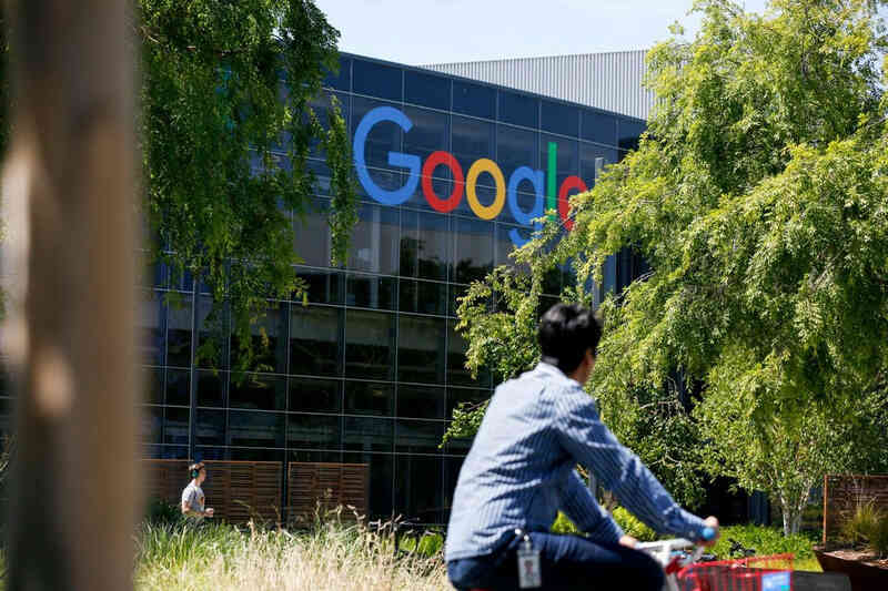 Thảm như nhân viên Google: Nhận lương 3 USD/giờ, ít hơn cả người làm ở cửa hàng đồ ăn nhanh - Ảnh 2. Thảm như nhân viên Google: Nhận lương 3 USD/giờ, ít hơn cả người làm ở cửa hàng đồ ăn nhanh - Ảnh 2.