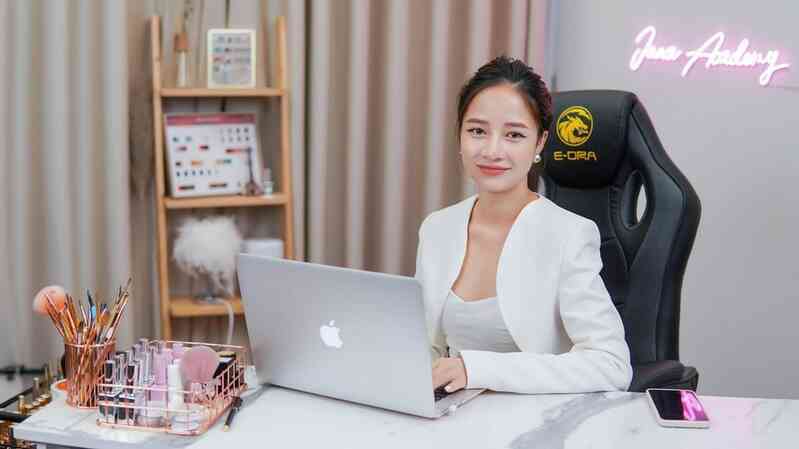 Nghi Thảo - Giám đốc trẻ luôn nỗ lực hết mình để theo đuổi đam mê và thành công