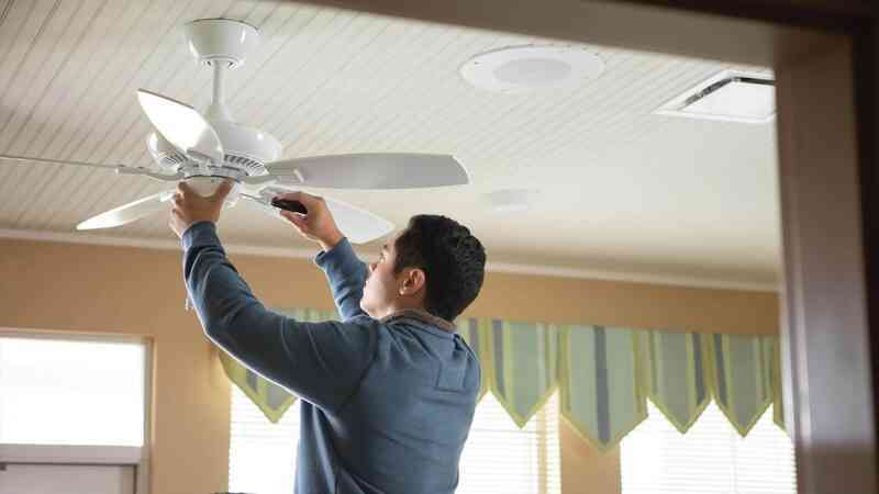 Kinh nghiệm mua quạt trần để đối phó mùa hè oi bức, diện tích phòng là yếu tố then chốt - Ảnh 2. Kinh nghiệm mua quạt trần để đối phó mùa hè oi bức, diện tích phòng là yếu tố then chốt - Ảnh 2.