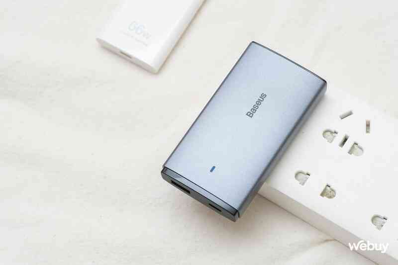 Học tập Huawei, Baseus ra mắt củ sạc nhanh siêu mỏng, giá rẻ hơn nhưng trông nó lạ lắm - Ảnh 9.