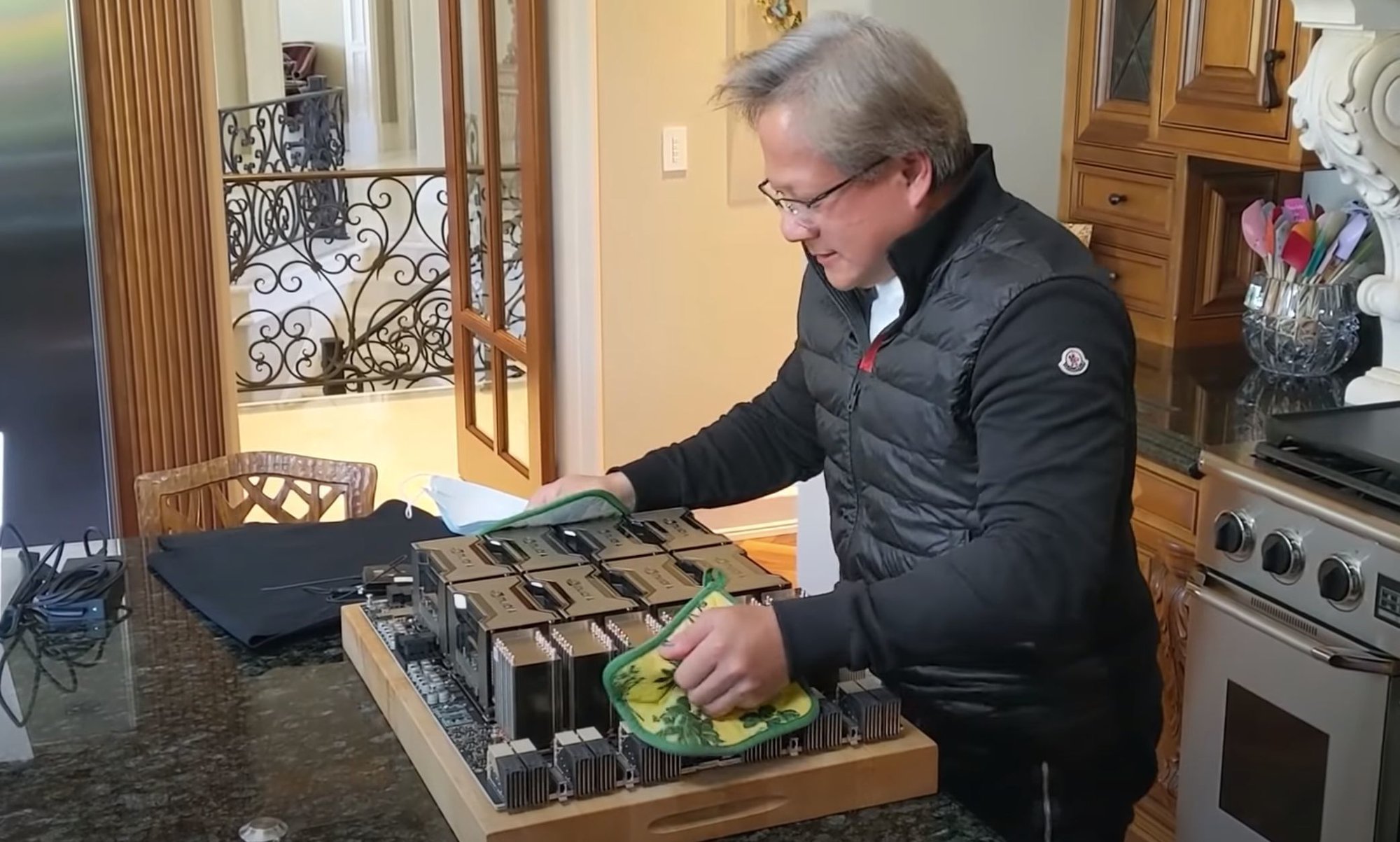 Nắm giữ vũ khí tối thượng của chiến trường AI, Nvidia ung dung hưởng lợi tỷ USD - Ảnh 4. Nắm giữ vũ khí tối thượng của chiến trường AI, Nvidia ung dung hưởng lợi tỷ USD - Ảnh 4.