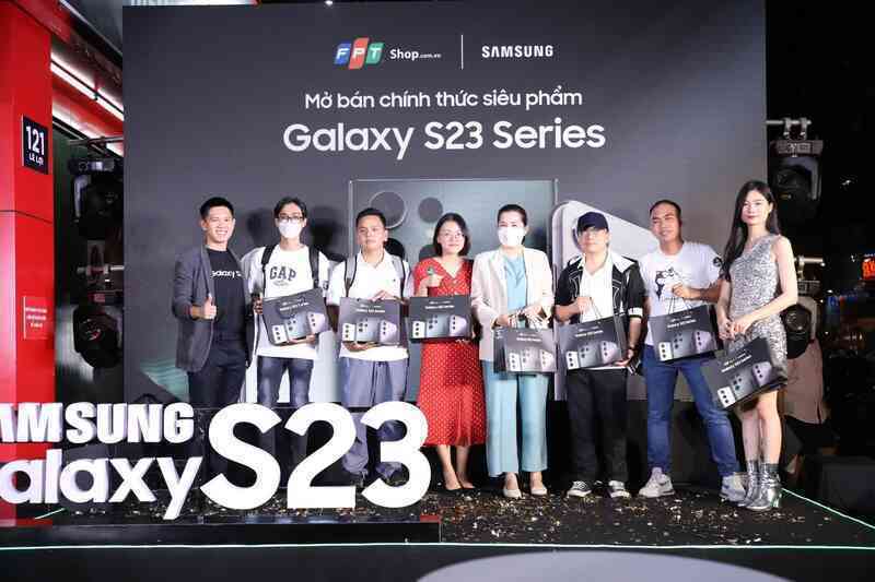 Tưởng ế mà không phải: Galaxy S23 series bán chạy hơn 60% bản tiền nhiệm, tăng trưởng kỷ lục trong 3 năm qua - Ảnh 2. Tưởng ế mà không phải: Galaxy S23 series bán chạy hơn 60% bản tiền nhiệm, tăng trưởng kỷ lục trong 3 năm qua - Ảnh 2.