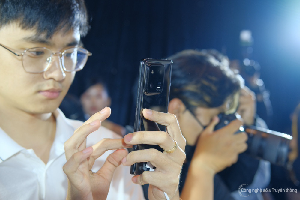 Xiaomi tung smartphone cạnh tranh với iPhone 14 tại Việt Nam