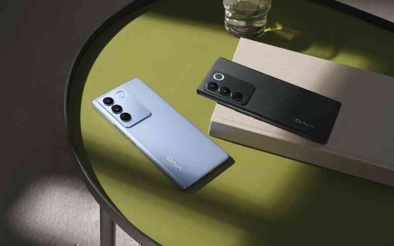 Ra mắt vivo V27 series: Thiết kế không đổi, camera selfie kép, chip Dimensity 8200, giá từ 289 USD