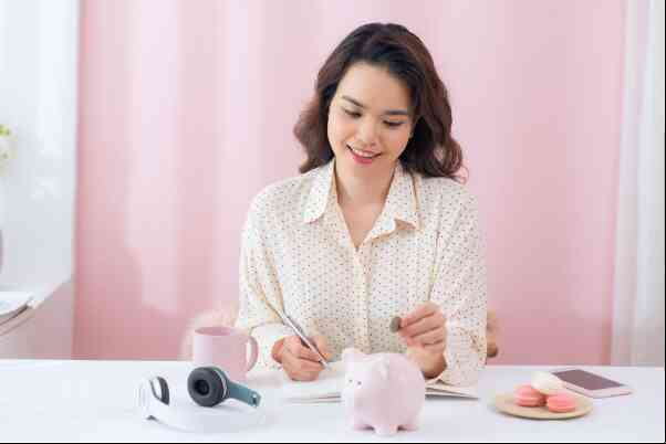 Giới trẻ chia sẻ bí quyết tiết kiệm nửa tháng lương