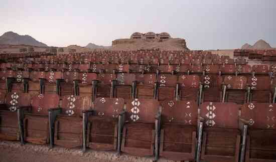 Bí ẩn về rạp chiếu phim &quot;tận thế&quot;, được xây dựng trên sa mạc Ai Cập nhưng hơn 30 năm chẳng một bóng người ghé thăm - Ảnh 2.