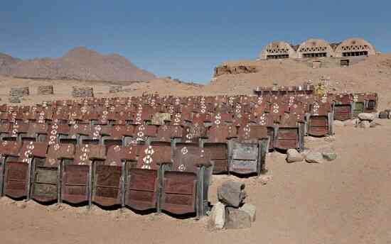 Bí ẩn về rạp chiếu phim &quot;tận thế&quot;, được xây dựng trên sa mạc Ai Cập nhưng hơn 30 năm chẳng một bóng người ghé thăm - Ảnh 3.