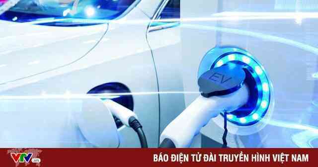 Xe điện "hot", ông chủ công ty sản xuất linh kiện pin thành tỷ phú