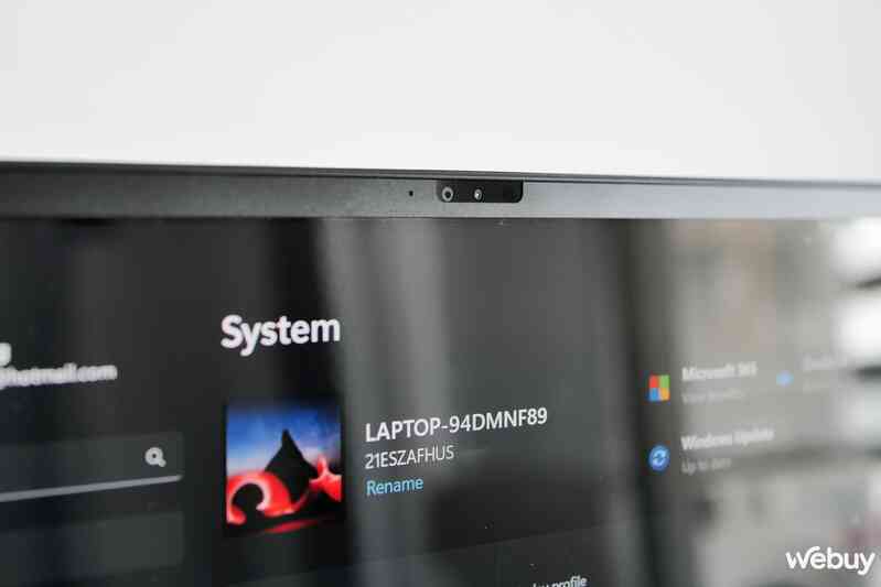 Cận cảnh Lenovo ThinkPad X1 Fold 16 Gen 1: Laptop doanh nhân 16 inch trong thân hình máy tính bảng - Ảnh 17. Cận cảnh Lenovo ThinkPad X1 Fold 16 Gen 1: Laptop doanh nhân 16 inch trong thân hình máy tính bảng - Ảnh 17.