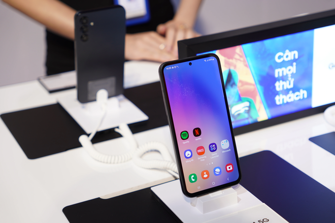 Loạt Samsung Galaxy series A trình làng