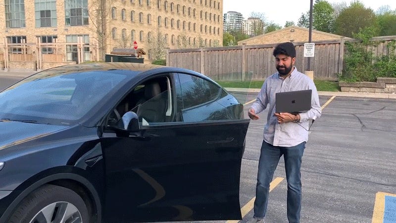 Không cần chìa khóa, ung dung mở cửa, lái Tesla của người khác đi chỉ bằng ứng dụng điện thoại - Ảnh 3. Không cần chìa khóa, ung dung mở cửa, lái Tesla của người khác đi chỉ bằng ứng dụng điện thoại - Ảnh 3.