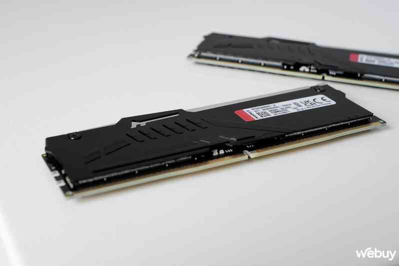 Đánh giá nhanh RAM Kingston Fury Beast RGB 5200MHz DDR5: Thiết kế và hiệu năng đều 