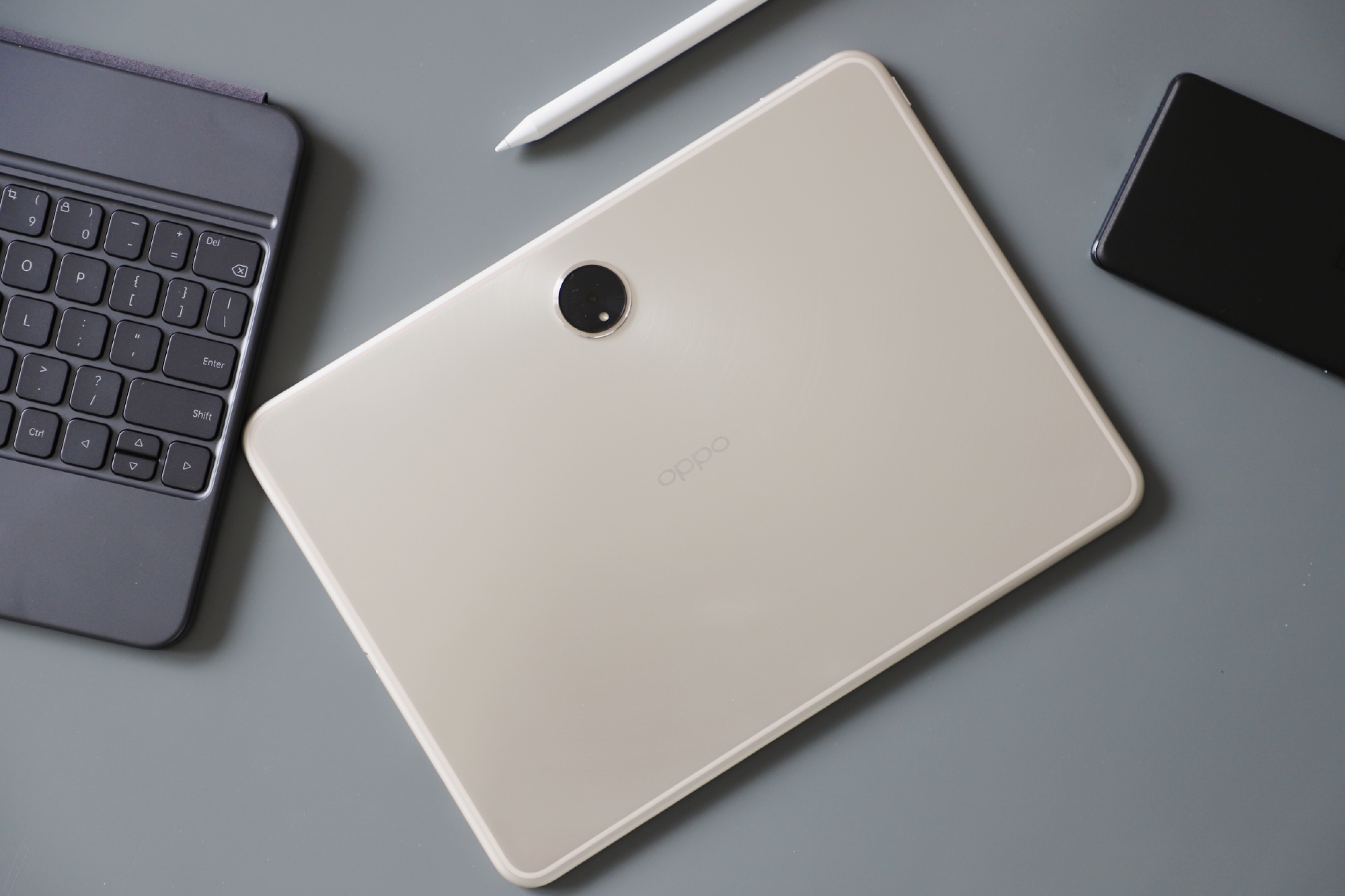 OPPO Pad 2 ra mắt: Màn hình 11,6 inch tỷ lệ 7:5, chip Dimensity 9000, sạc nhanh 67W, giá từ 10,29 triệu đồng