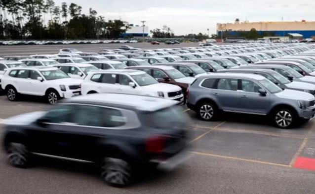 Một quốc gia láng giềng Việt Nam mà Tesla, BYD hay VinFast khó có cửa chen chân, người dân thờ ơ với xe điện vì...chỉ thích siêu xe