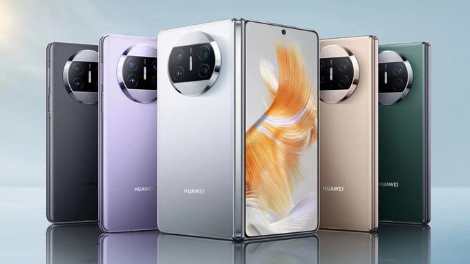 Mate X3 sở hữu kiểu thiết kế vuông vức và nam tính hơn Mate X2 (Ảnh: Huawei).