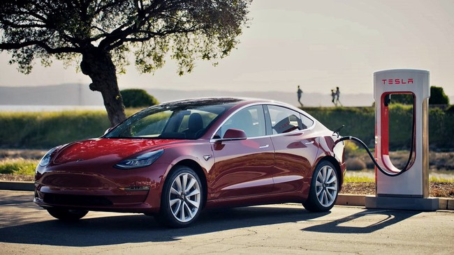 Tesla tiếp tục tấn công thị trường Đông Nam Á, viễn cảnh VinFast cạnh tranh Tesla trên đất Việt dễ thành hiện thực