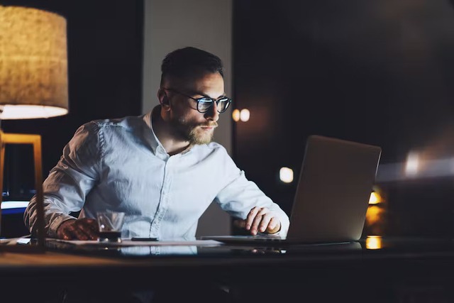 Giới viết lách "treo bàn phím" vì ChatGPT: Phải chịu vất vả hơn, không là thất nghiệp