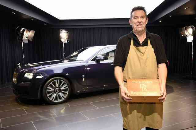 Nghệ nhân duy nhất vẽ tay từng đường kẻ cho Rolls-Royce "vất vả" tìm "người kế vị": Con trai không hứng thú, học viên thiếu kiên nhẫn dù tương lai sẽ có mức lương 6 con số - Ảnh 3. Nghệ nhân duy nhất vẽ tay từng đường kẻ cho Rolls-Royce "vất vả" tìm "người kế vị": Con trai không hứng thú, học viên thiếu kiên nhẫn dù tương lai sẽ có mức lương 6 con số - Ảnh 3.