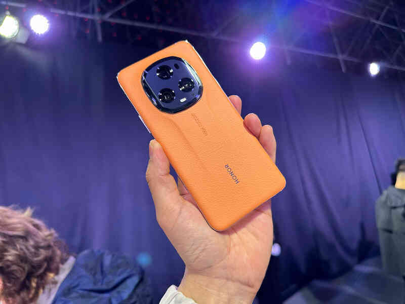 Honor ra mắt flagship Magic5 Ultimate: Thiết kế lạ mắt, Snapdragon 8 Gen 2, có Face ID, giá 22,8 triệu đồng