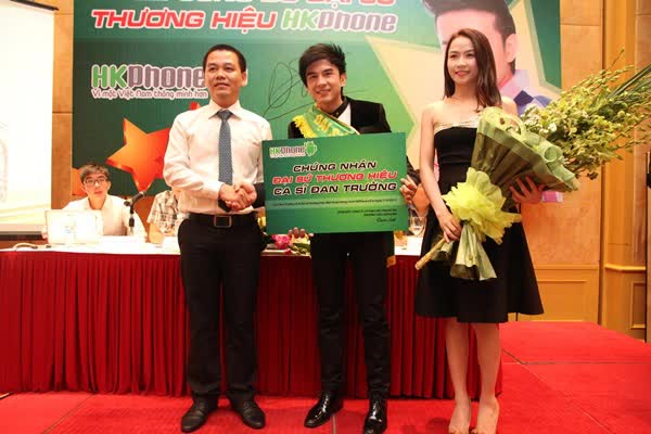 Dùng MONO làm đại sứ thương hiệu, Xiaomi xài đúng chiêu 10 năm trước của OPPO - Ảnh 4. Dùng MONO làm đại sứ thương hiệu, Xiaomi xài đúng chiêu 10 năm trước của OPPO - Ảnh 4.