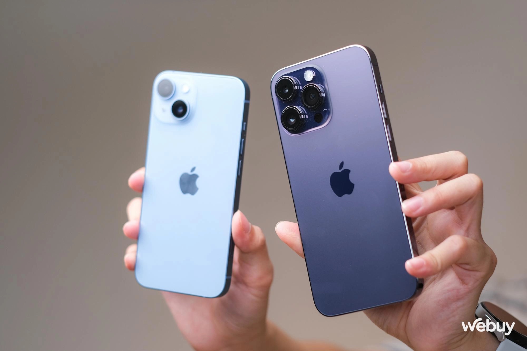 Nói là làm: Sau lời "tuyên chiến" của chủ tịch Nguyễn Đức Tài, giá iPhone tại TGDĐ đã tiệm cận CellphoneS, Hoàng Hà, ShopDunk - Ảnh 3. Nói là làm: Sau lời "tuyên chiến" của chủ tịch Nguyễn Đức Tài, giá iPhone tại TGDĐ đã tiệm cận CellphoneS, Hoàng Hà, ShopDunk - Ảnh 3.