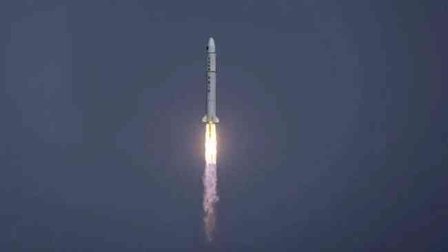 Phóng thành công tên lửa vào quỹ đạo Trái Đất, startup Trung Quốc vượt mặt SpaceX của Elon Musk, làm được điều chưa từng có trước đây - Ảnh 2. Phóng thành công tên lửa vào quỹ đạo Trái Đất, startup Trung Quốc vượt mặt SpaceX của Elon Musk, làm được điều chưa từng có trước đây - Ảnh 2.