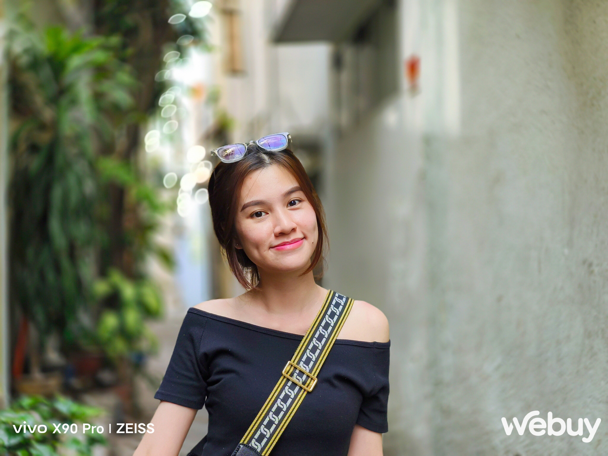 Thử so camera vivo X90 Pro và Xiaomi 13 Pro: Cân tài cân sức nhưng có một chiếc điện thoại nhỉnh hơn ở chi tiết này