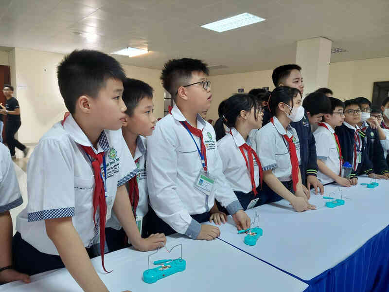 140.000 học sinh và giáo viên tham gia Solve for Tomorrow ươm mầm công nghệ