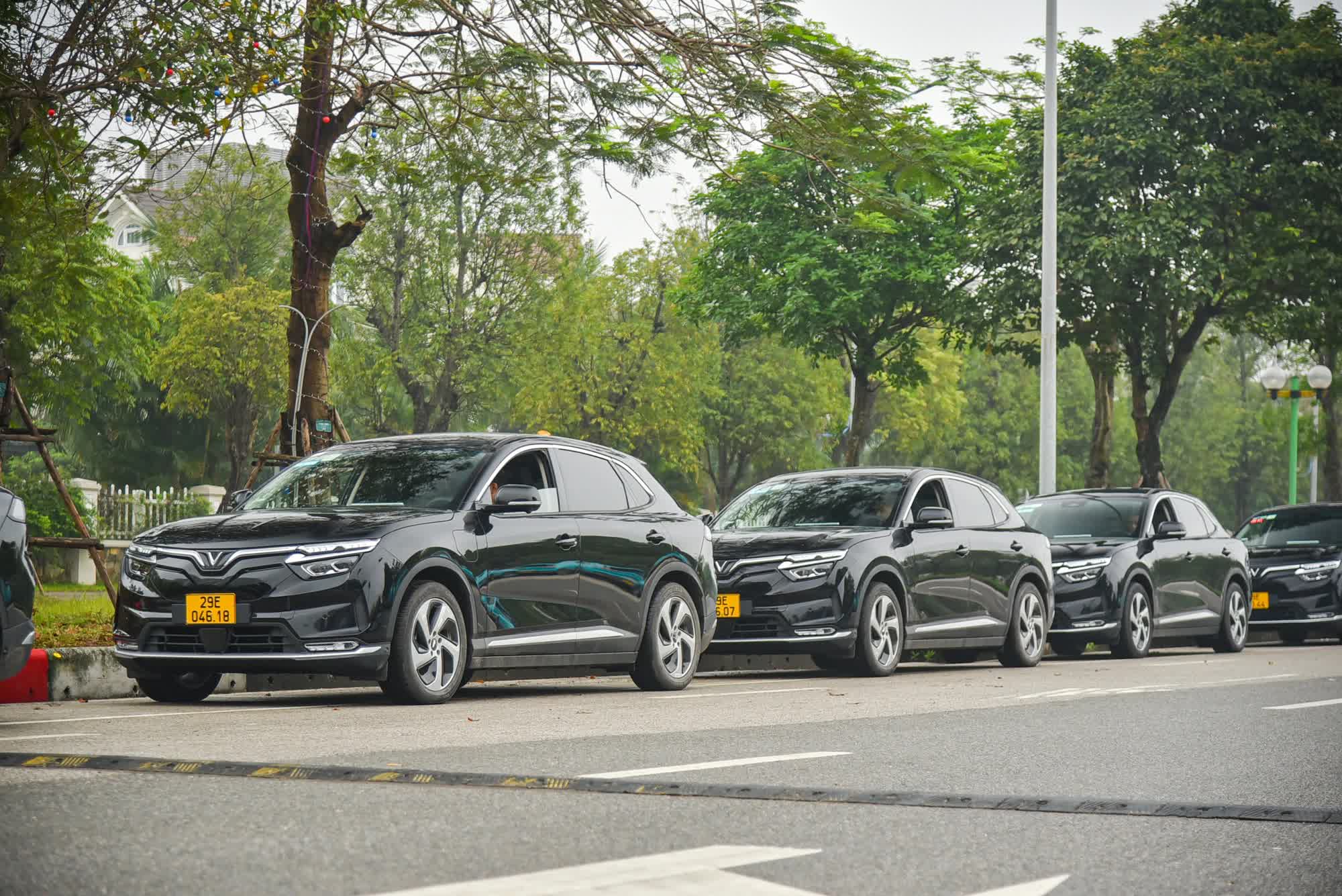 Tài xế Xanh SM nói gì về công việc của mình: 'Thu nhập hấp dẫn, phân khúc Luxury Car có tiếu chí riêng' - Ảnh 8. Tài xế Xanh SM nói gì về công việc của mình: 'Thu nhập hấp dẫn, phân khúc Luxury Car có tiếu chí riêng' - Ảnh 8.