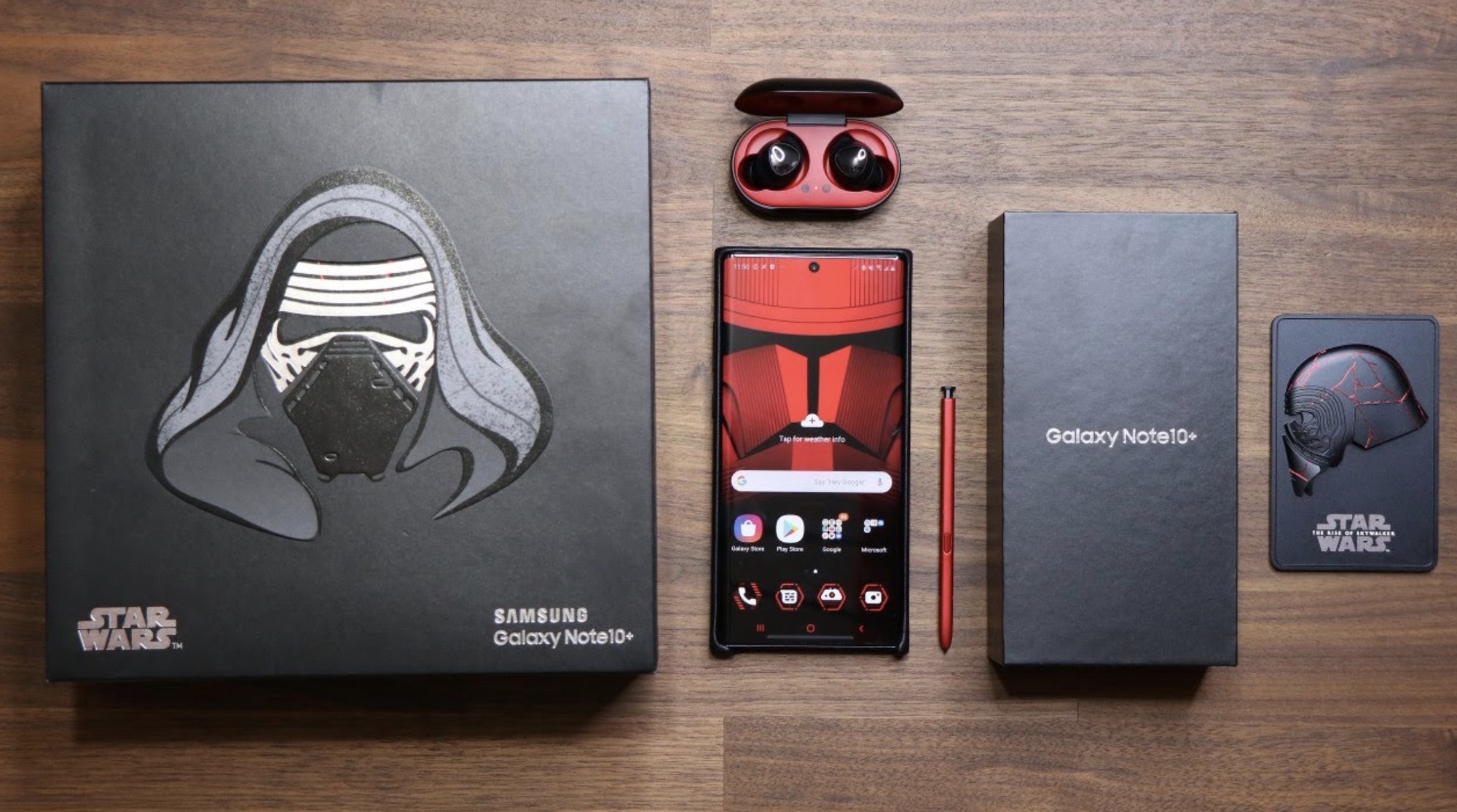 Từ Hello Kitty cho đến Star Wars, đây là những "liên minh" thương hiệu ngầu nhất làng smartphone - Ảnh 7. Từ Hello Kitty cho đến Star Wars, đây là những "liên minh" thương hiệu ngầu nhất làng smartphone - Ảnh 7.