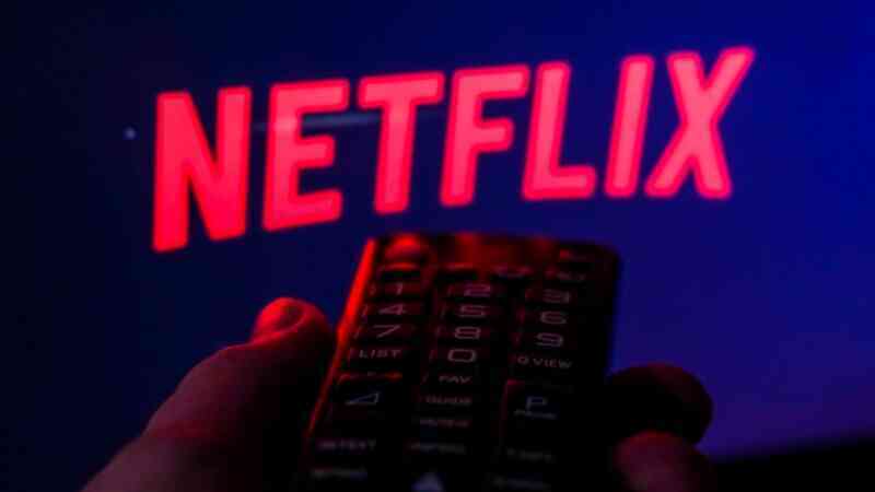 Netflix chính thức thu phí tất cả người dùng chia sẻ tài khoản - Ảnh 2. Netflix chính thức thu phí tất cả người dùng chia sẻ tài khoản - Ảnh 2.