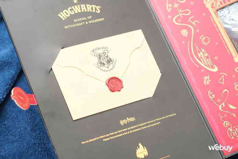 Khi Xiaomi làm điện thoại cho Potterheads: Redmi Note 12 Turbo phiên bản Harry Potter giới hạn giá chỉ hơn 8 triệu đồng - Ảnh 2. Khi Xiaomi làm điện thoại cho Potterheads: Redmi Note 12 Turbo phiên bản Harry Potter giới hạn giá chỉ hơn 8 triệu đồng - Ảnh 2.