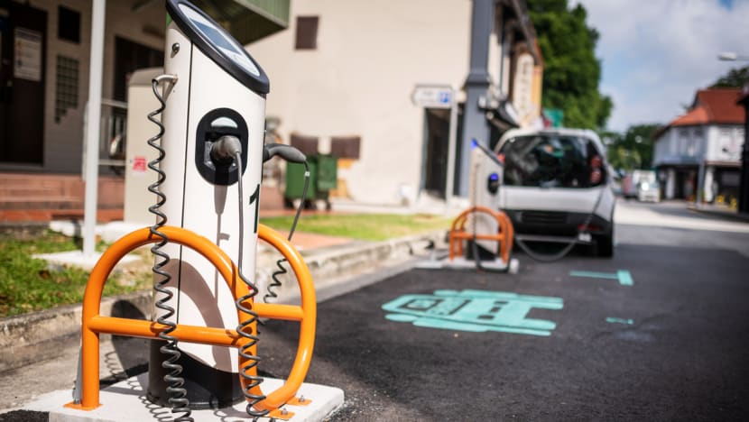 Các tài xế taxi đang mê mẩn điều gì khi lái xe điện: Tiết kiệm đến 300 triệu đồng/năm, đi được quãng đường xa hơn người khác vẫn tưởng - Ảnh 4.