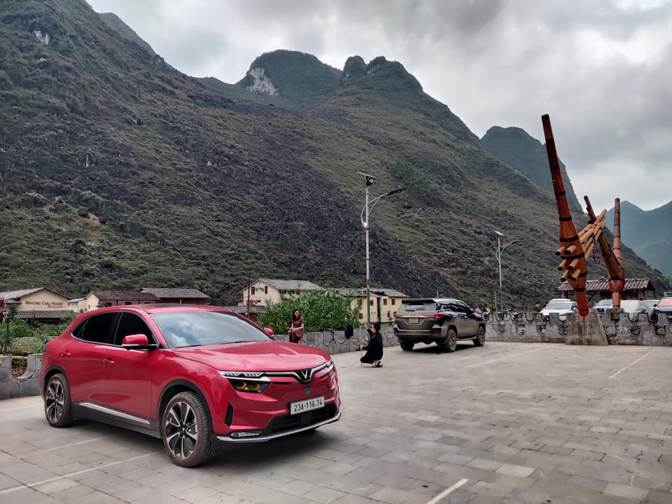 Tôi từng mê Beijing X7 nhưng chốt VinFast VF 8 là ô tô đầu tiên, dùng ở Hà Giang biết lựa sạc vẫn ổn nhưng còn điểm chưa hợp miền núi - Ảnh 10. Tôi từng mê Beijing X7 nhưng chốt VinFast VF 8 là ô tô đầu tiên, dùng ở Hà Giang biết lựa sạc vẫn ổn nhưng còn điểm chưa hợp miền núi - Ảnh 10.
