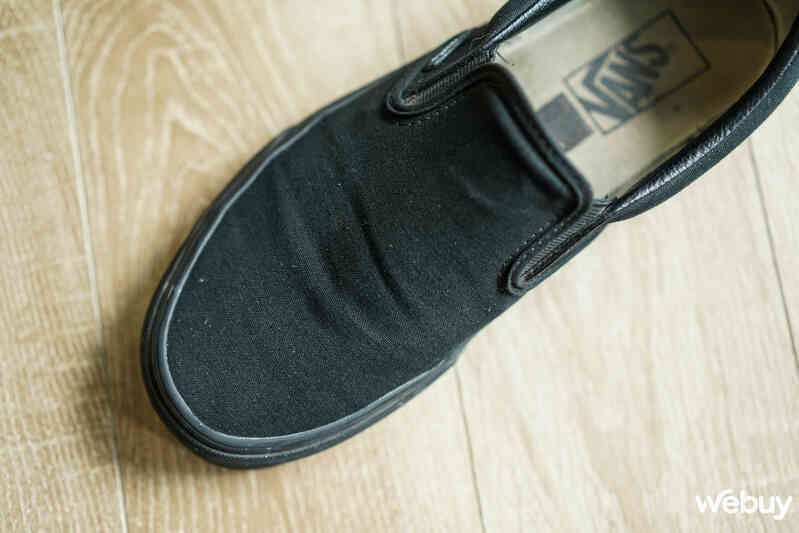 Đánh giá bọt vệ sinh giày Ximo Premium: Làm sạch hiệu quả nhưng không phải giày nào cũng dùng được