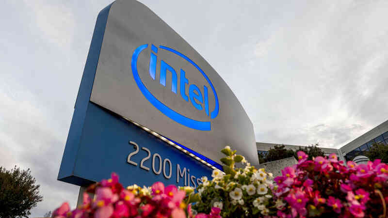 Intel lỗ lớn kỷ lục sau 3 tháng đầu năm