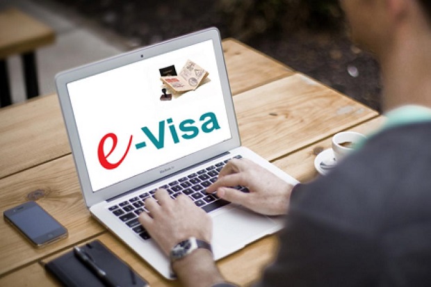 Gỡ vướng về cấp visa điện tử, chứng nhận tạm trú - Ảnh 1. Gỡ vướng về cấp visa điện tử, chứng nhận tạm trú - Ảnh 1.