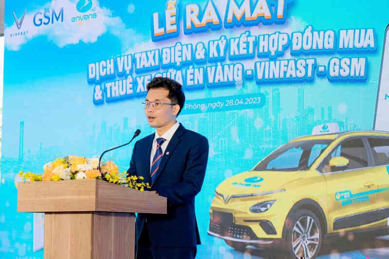 Sau 51 ngày thần tốc, taxi Phạm Nhật Vượng tuyển 1.700 nhân viên, 400.000 người tải app, cùng các hãng taxi phủ xanh 5 thành phố