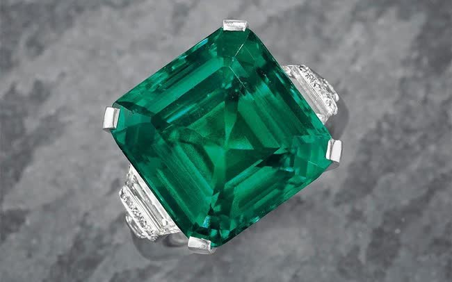 Kim cương giá 350 triệu đồng/carat mới chỉ bằng một phần nhỏ của loại đá quý này, ngay cả vua dầu mỏ Rockefeller cũng săn lùng - Ảnh 3. Kim cương giá 350 triệu đồng/carat mới chỉ bằng một phần nhỏ của loại đá quý này, ngay cả vua dầu mỏ Rockefeller cũng săn lùng - Ảnh 3.