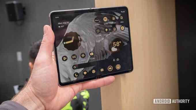 Cận cảnh Pixel Fold - Smartphone màn hình gập đầu tiên của Google - 7