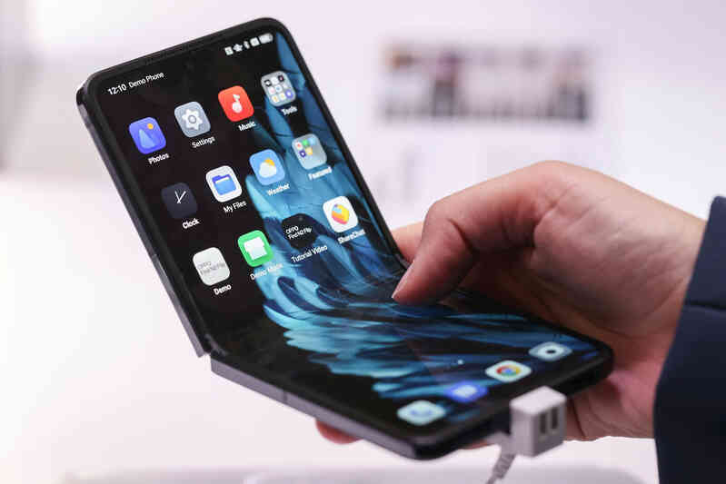 Sau cú ‘đánh úp’ của Google, Apple bỗng trở thành ông lớn smartphone ‘chậm tiến’ nhất thế giới - Ảnh 3. Sau cú ‘đánh úp’ của Google, Apple bỗng trở thành ông lớn smartphone ‘chậm tiến’ nhất thế giới - Ảnh 3.